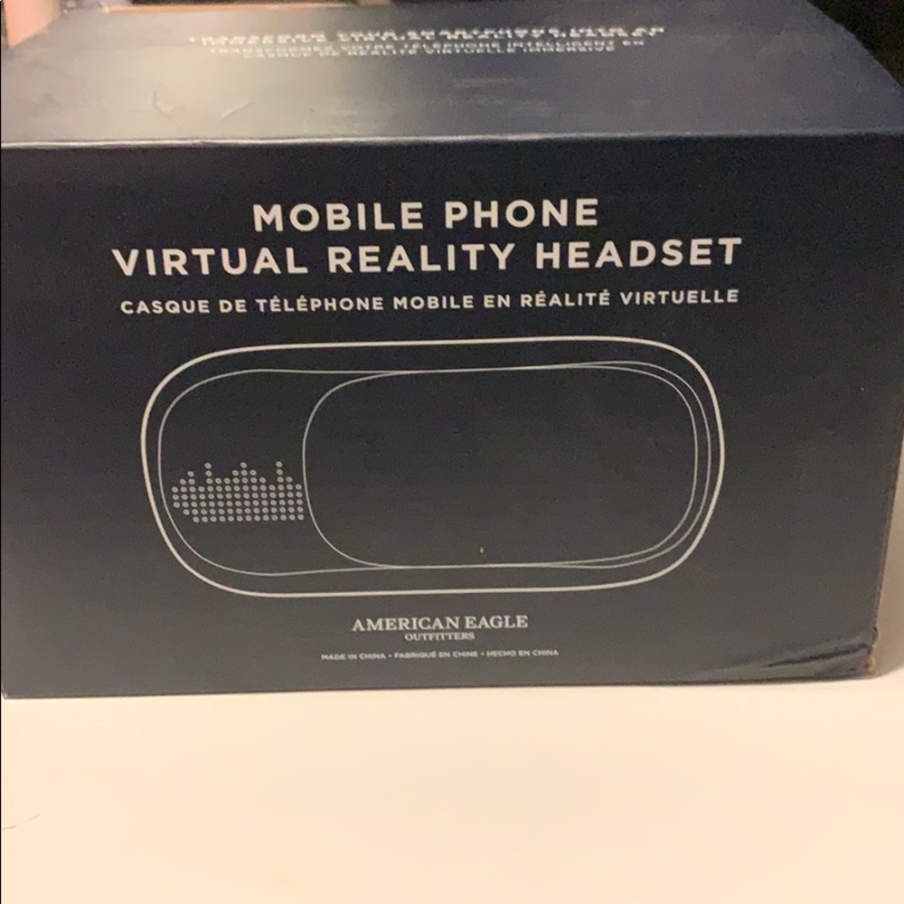 Mobile phone virtual reality headset